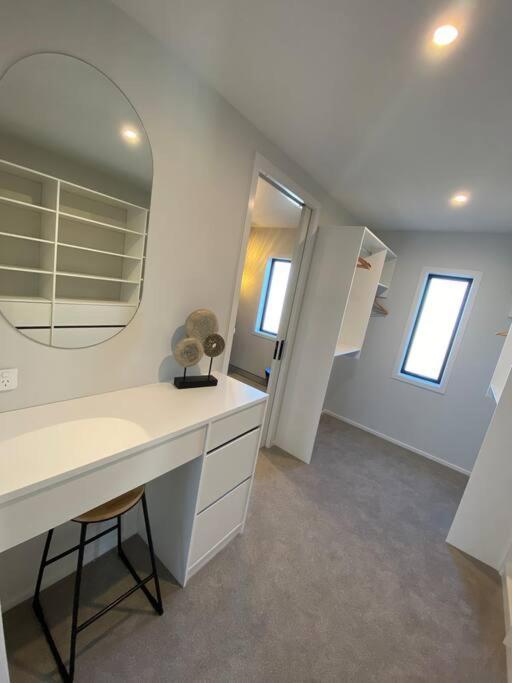 Luxury Escape In Cbd - Walking Distance To Town Villa Tauranga Exterior photo